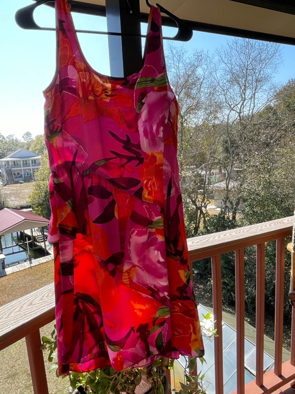Trina Turk Colorful 100% Silk Spring/Summer Ruffle Dress Size 6 Excellent Cond